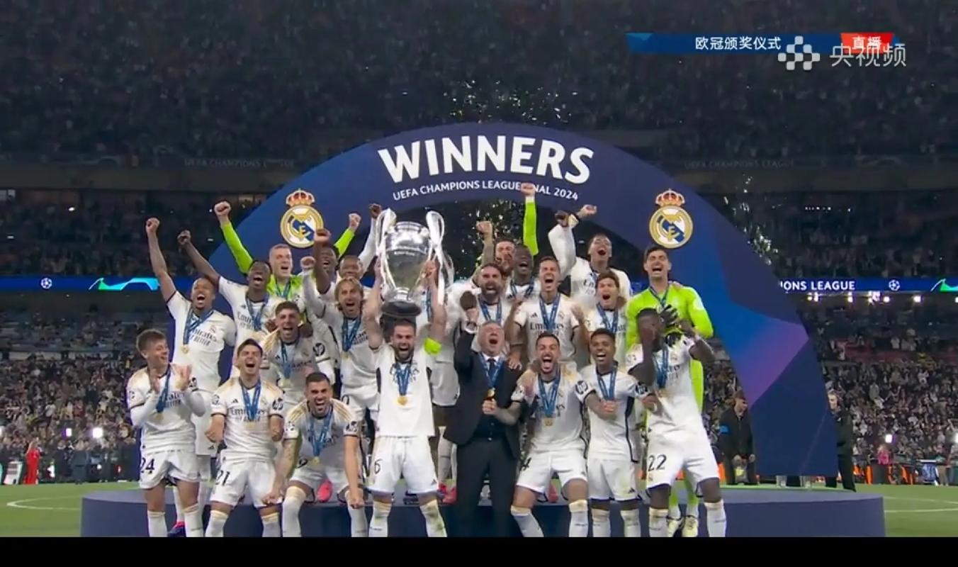 世界波直挂死角，全场尖叫